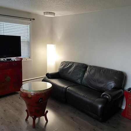 Nightshade Bnb Anchorage Extérieur photo