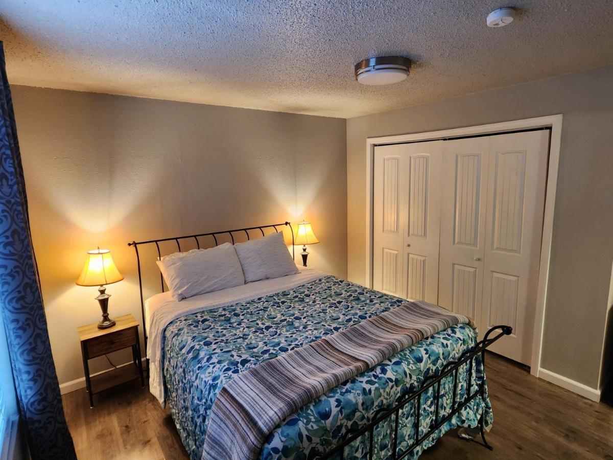 Nightshade Bnb Anchorage Extérieur photo